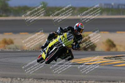 media/Oct-08-2022-SoCal Trackdays (Sat) [[1fc3beec89]]/Turn 14 (1050am)/